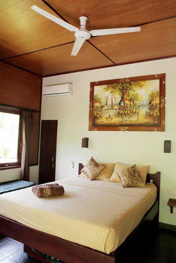 Ana Warung & Bungalows Gili Meno Exteriör bild