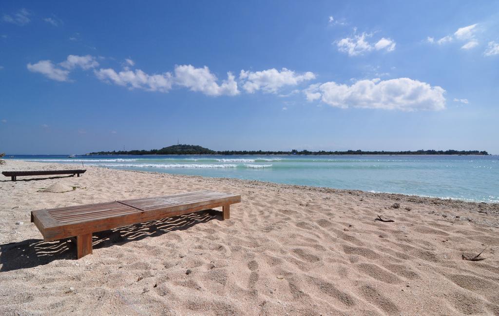 Ana Warung & Bungalows Gili Meno Exteriör bild