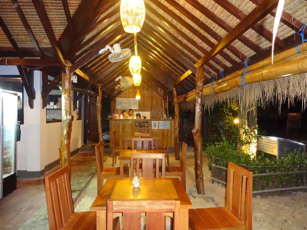 Ana Warung & Bungalows Gili Meno Exteriör bild